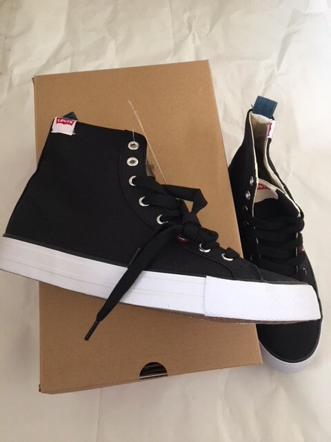 levi high top boots